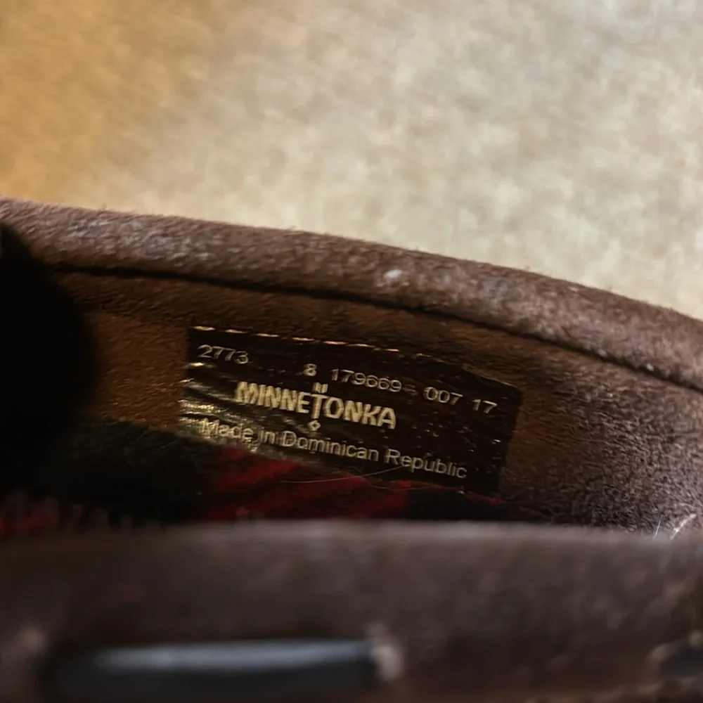 Minnetonka Moccasin Classic Moc for Toddlers Chocolate Size 8 Suede Slipper